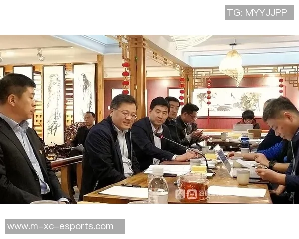 足球三级裁判员的职责与发展路径探讨及其在比赛中的重要性分析